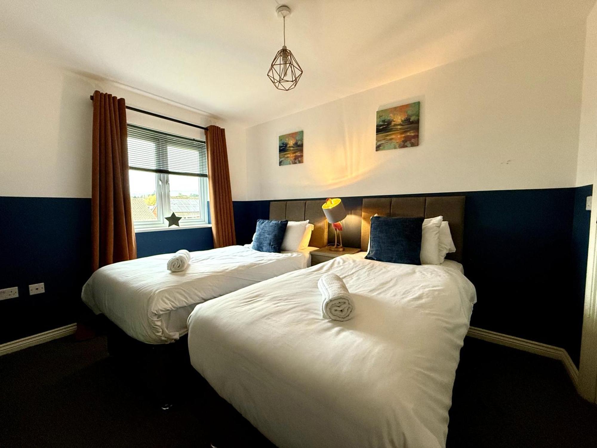 Joyford Place Cheltenham Extérieur photo