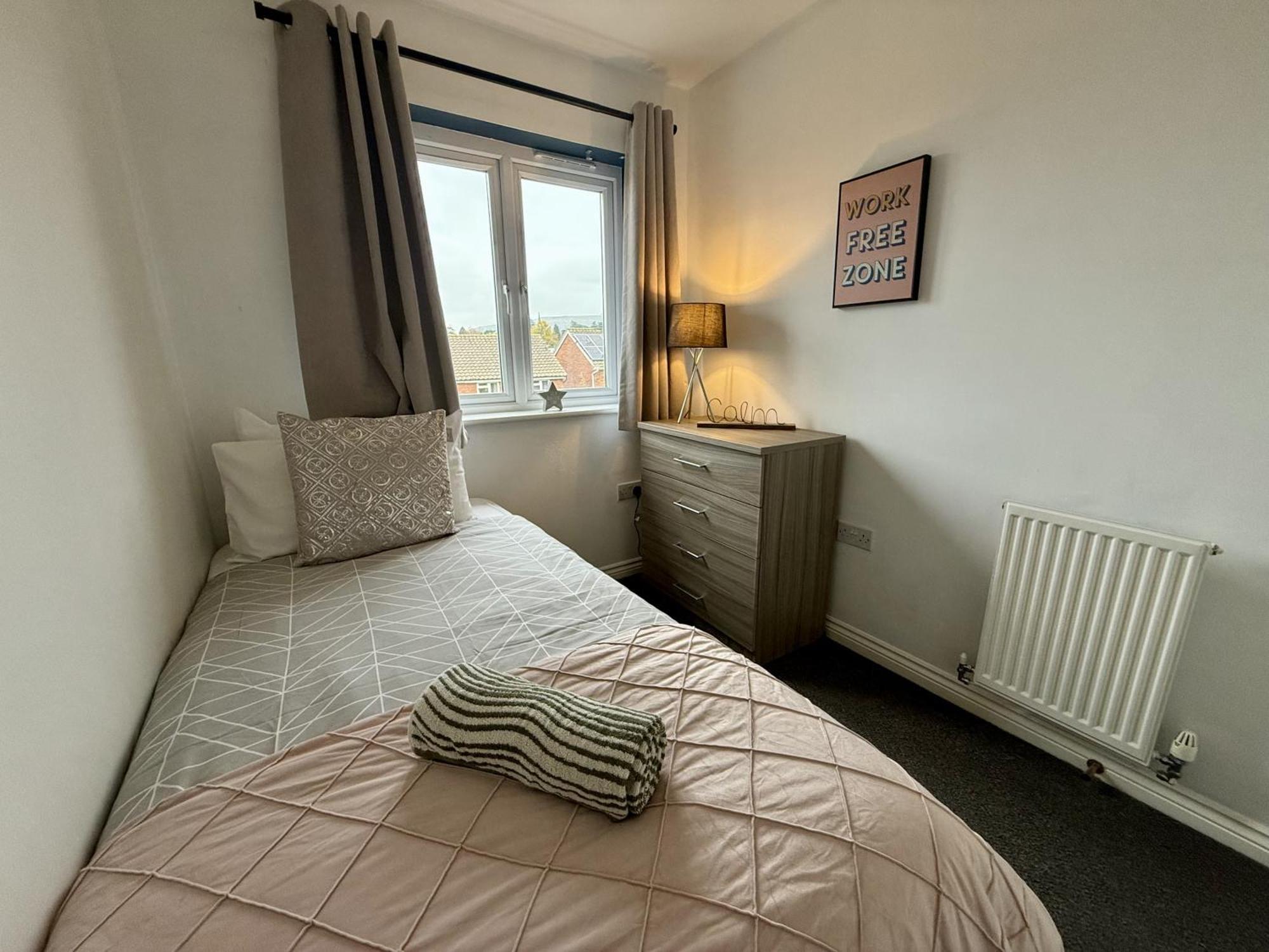 Joyford Place Cheltenham Extérieur photo