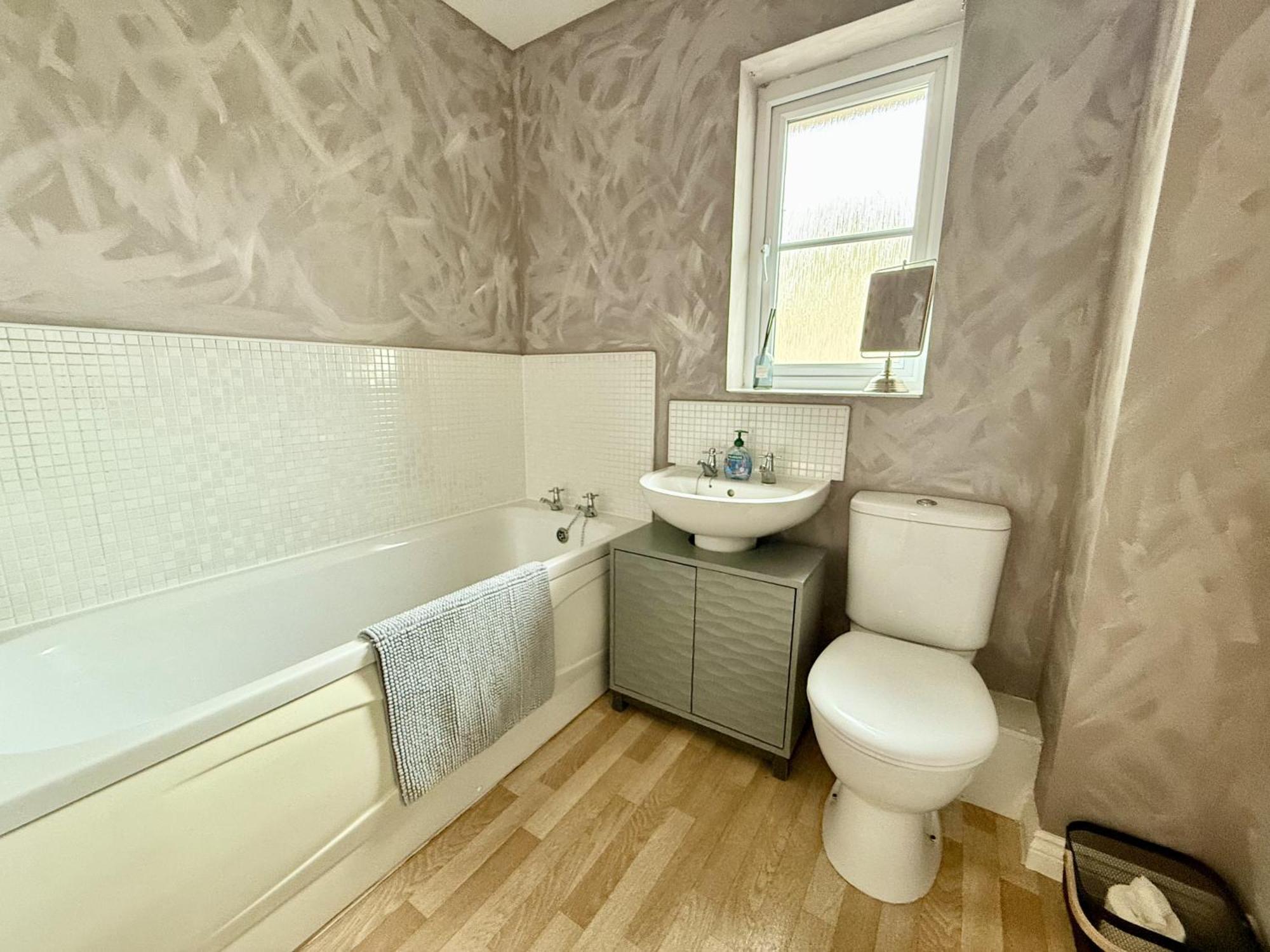 Joyford Place Cheltenham Extérieur photo